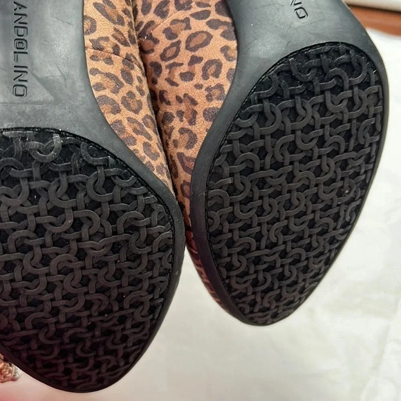 Bandolino leopard print 9 1/2 heels - Picture 7 of 8